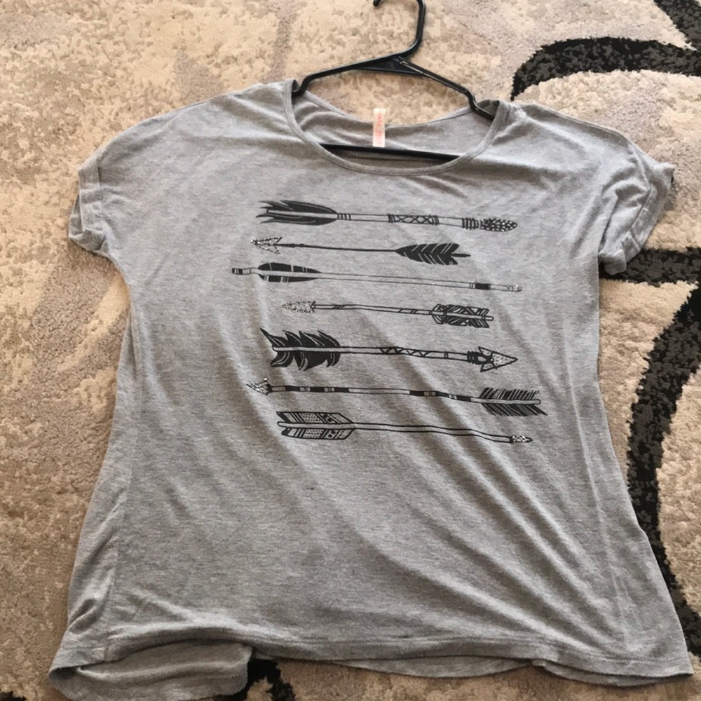 Arrow Tee